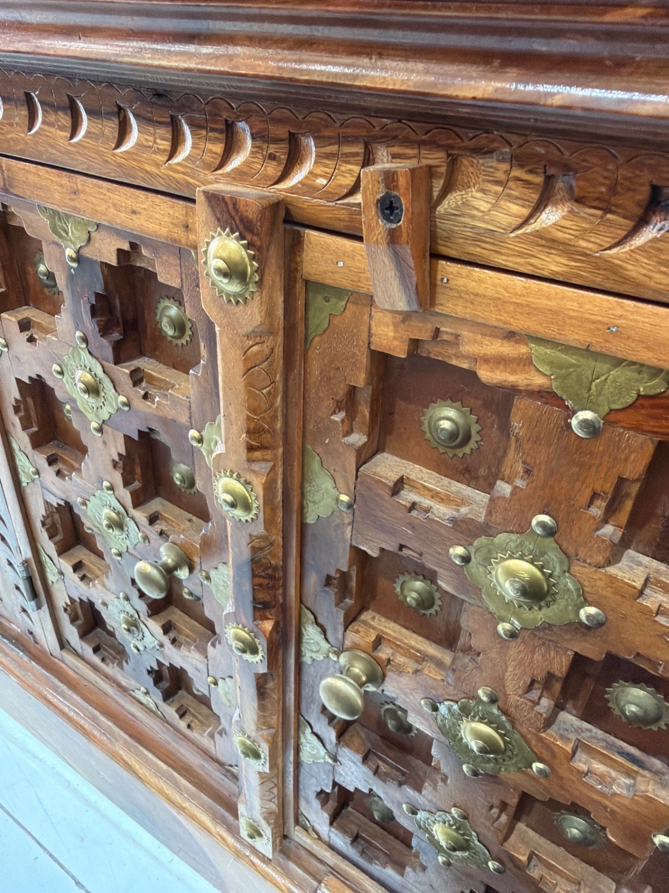 Sheesham Wooden TV Unit