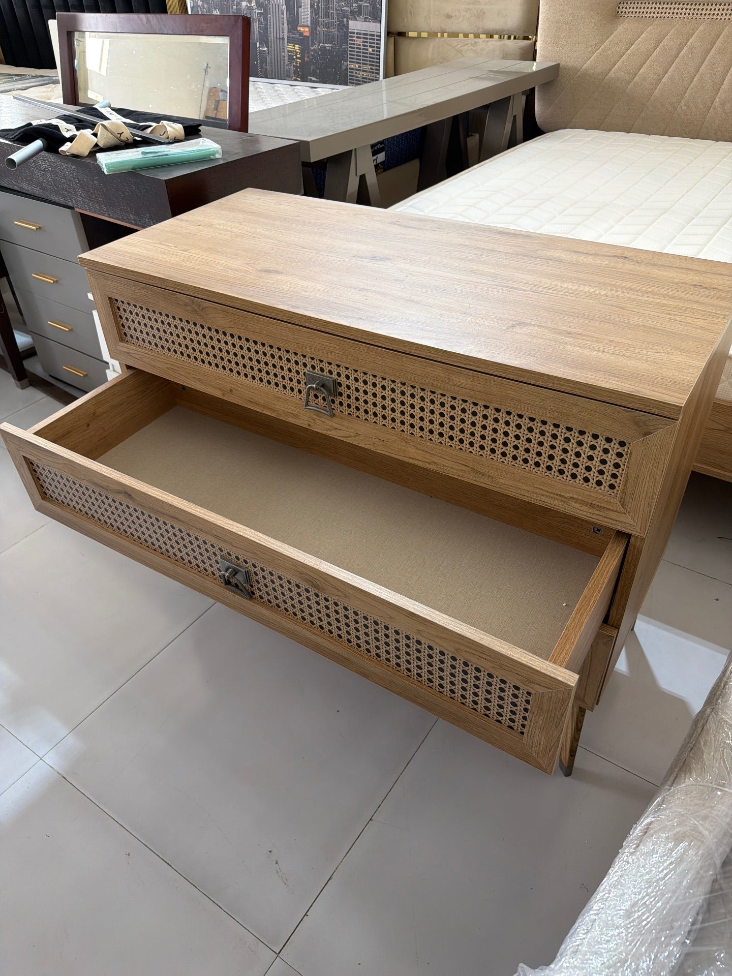 Home Centre Bedroom Set with Set of Nightstands and Dressor with Mirror