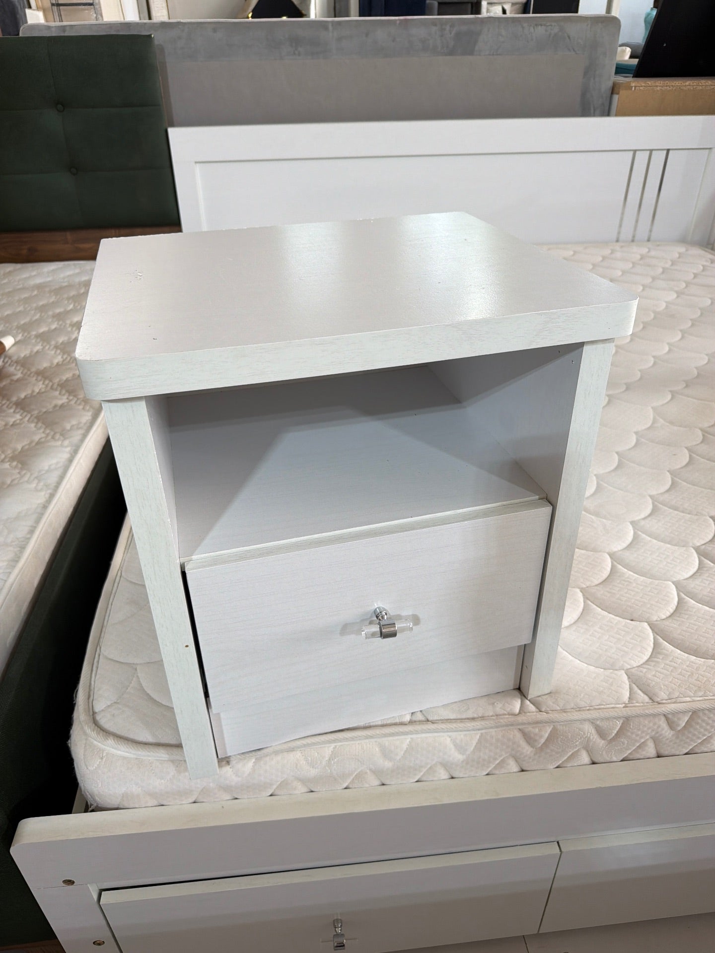 Home Centre Bedroom Set