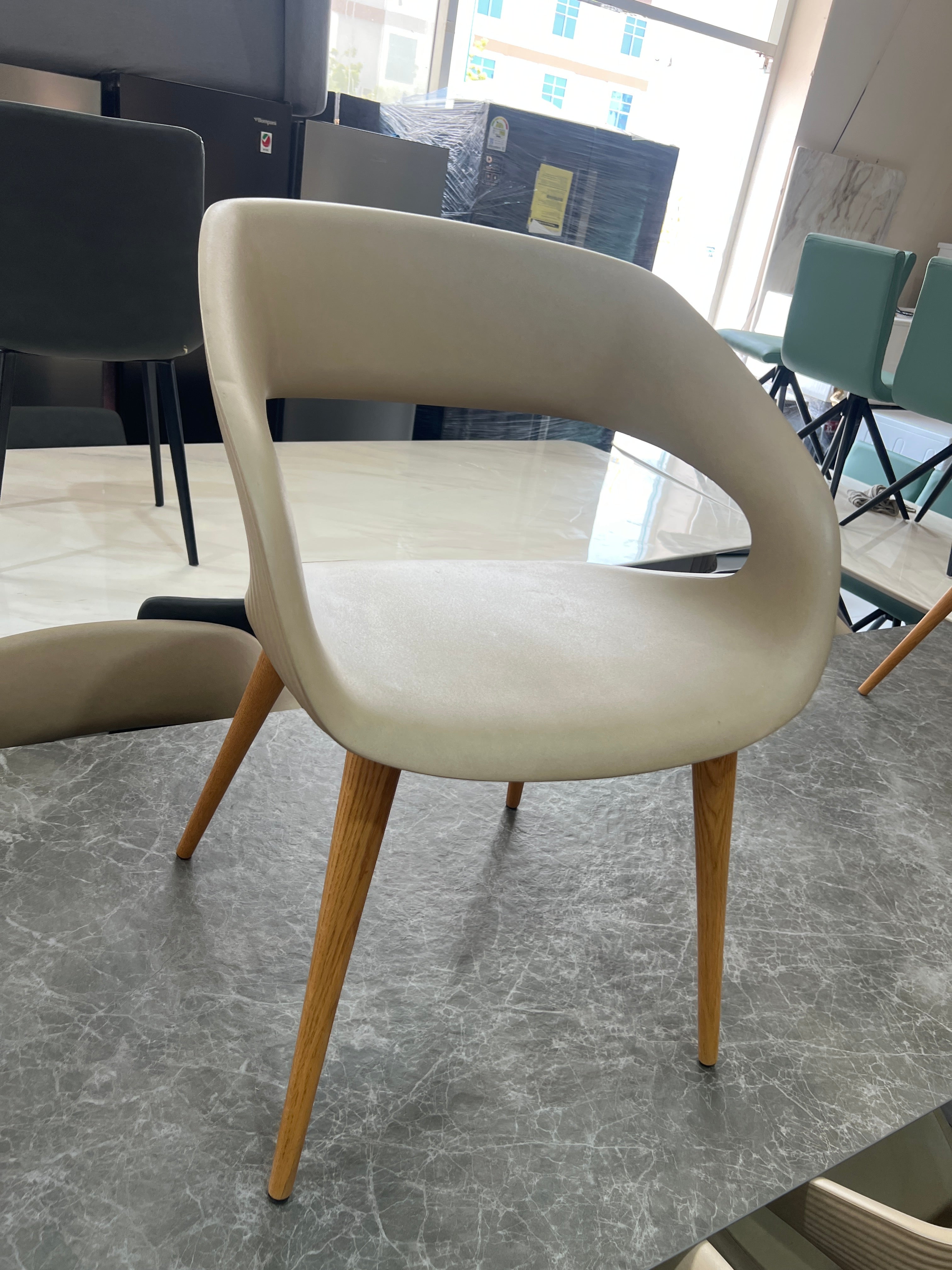 Italian Dining Table and 8 Chairs - Like New